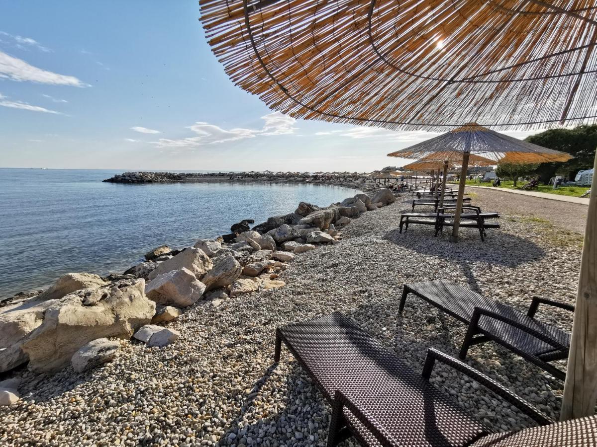 Ivan B&B, 5 Star Superior Room, Near The See And Park Новиград Экстерьер фото